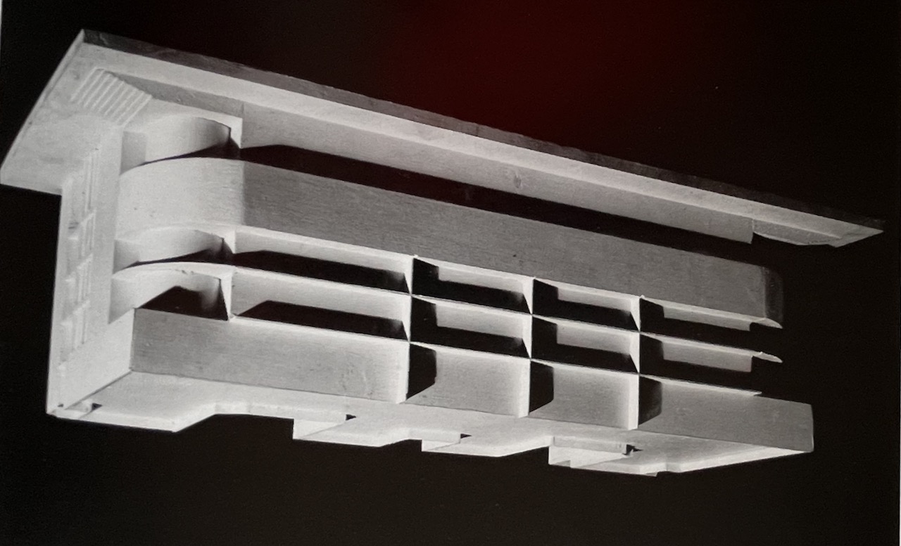 NovocomumPlasticoRibaltato