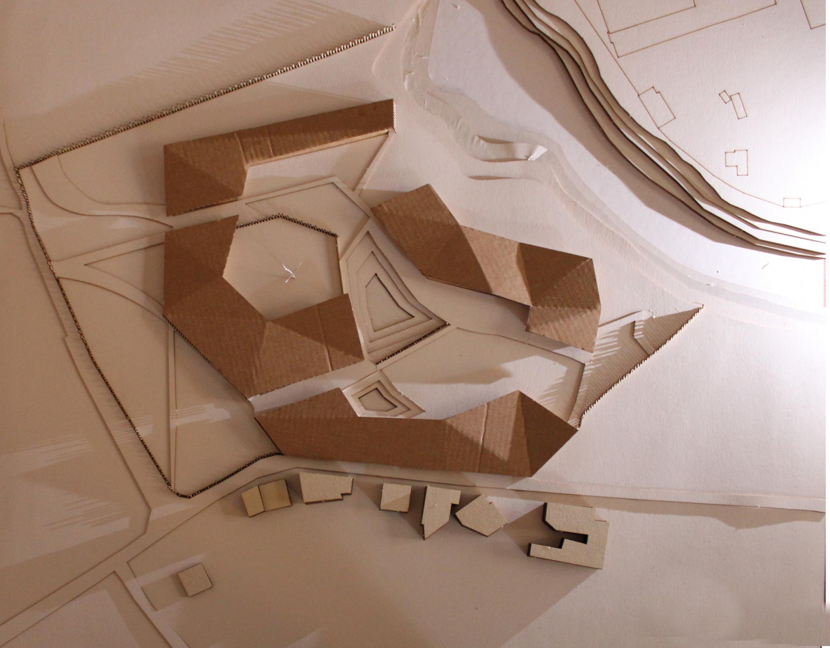 Tesi, Saggio
          Advisor